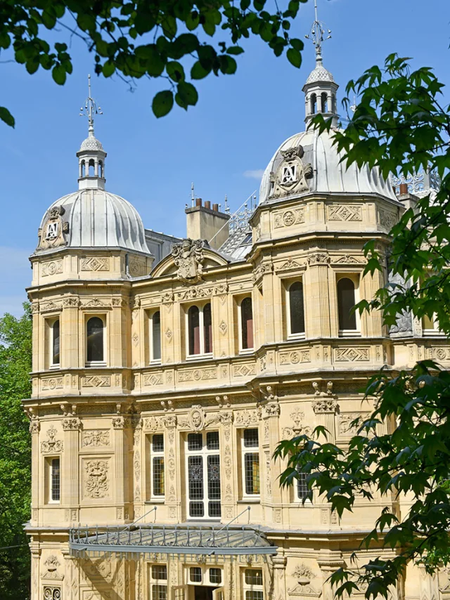 Chateau Monte Cristo Toits Creditjdamasse